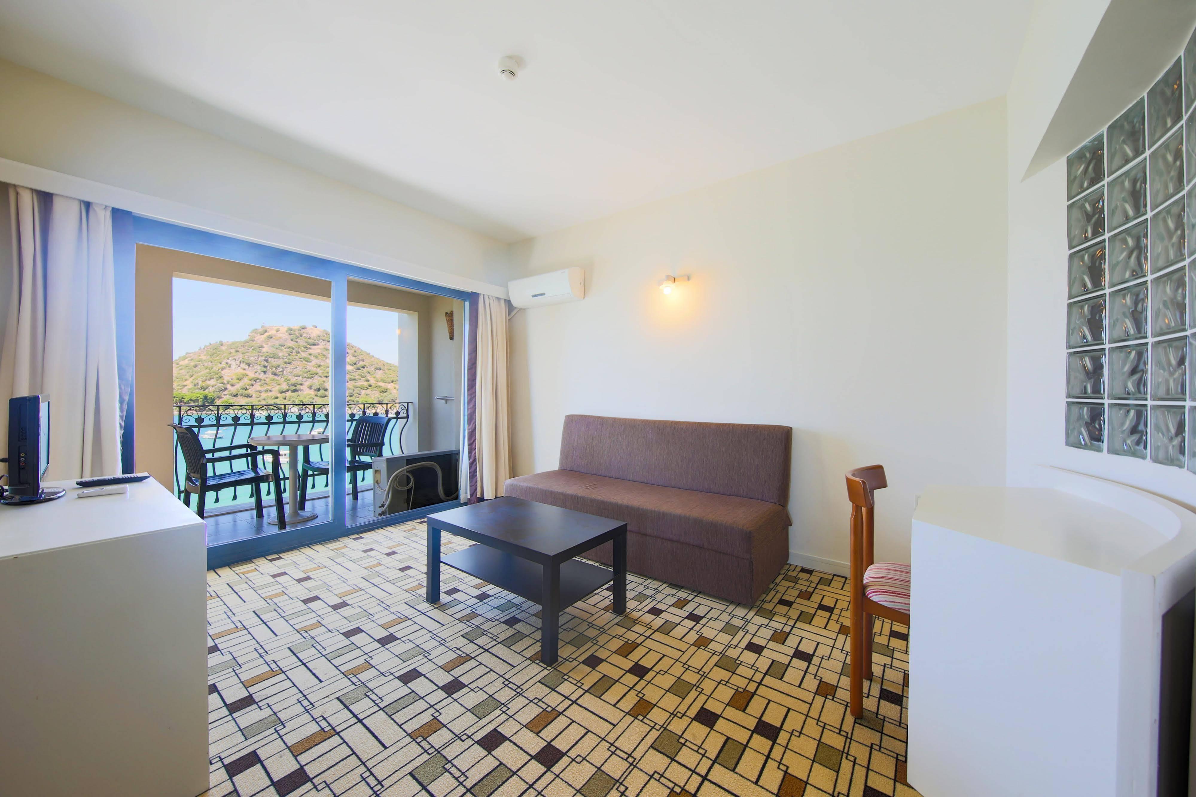Medis Resort Hotel Ildir Ngoại thất bức ảnh